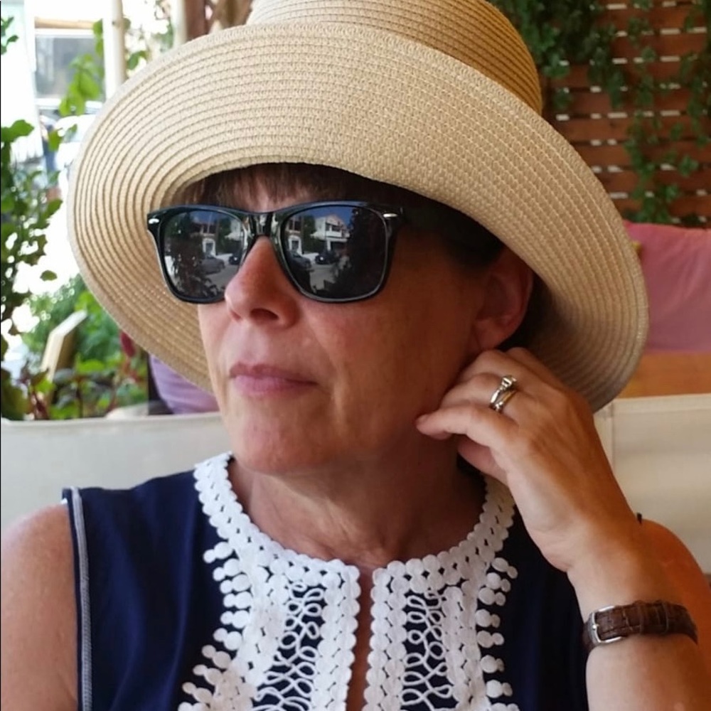 Meet your Posher, Marsha
